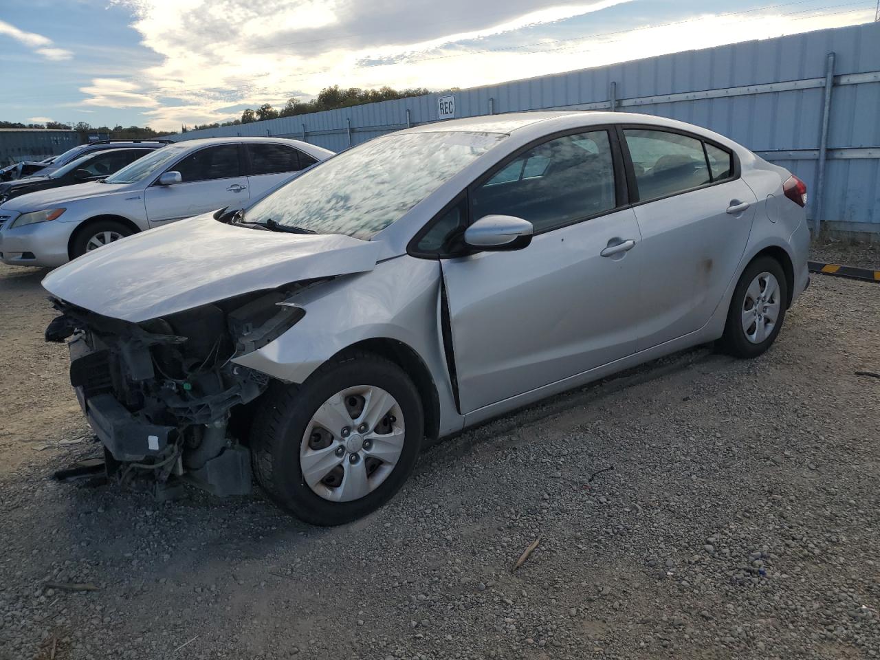 2017 KIA Forte VIN 3KPFK4A71HE124448
