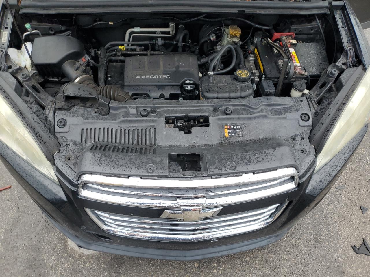 2015 Chevrolet Trax VIN 3GNCJTSB5FL174241 Copart auction photo, front end / side damage thumbnail 12