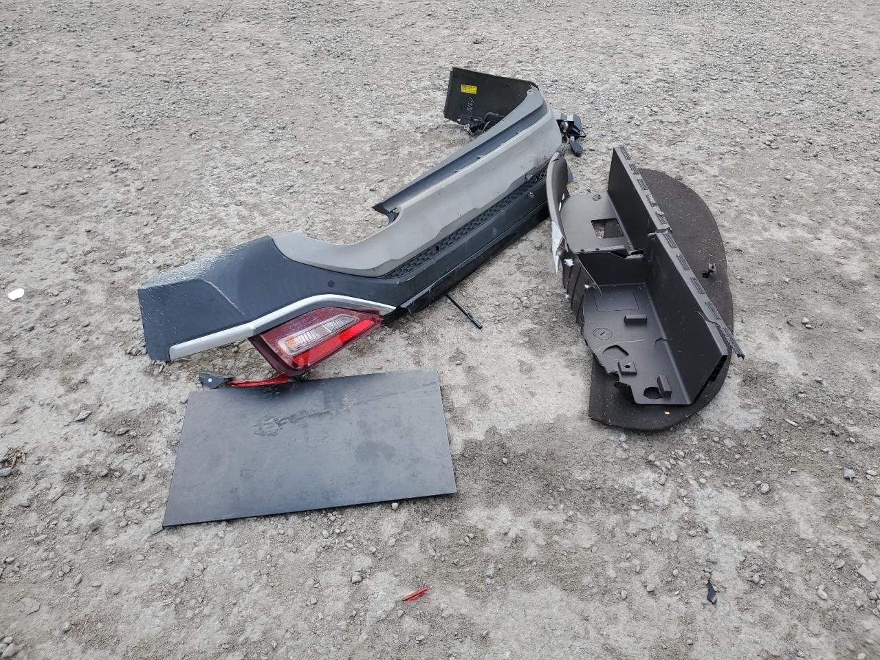 2020 Hyundai Santa Fe VIN 5NMS33AD0LH189403 Copart auction photo, rear end / front end damage thumbnail 13