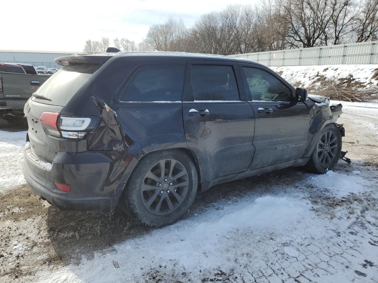 2018 Jeep Grand Cherokee VIN 1C4RJFCT4JC503379 Copart auction photo, front end / side damage thumbnail 3