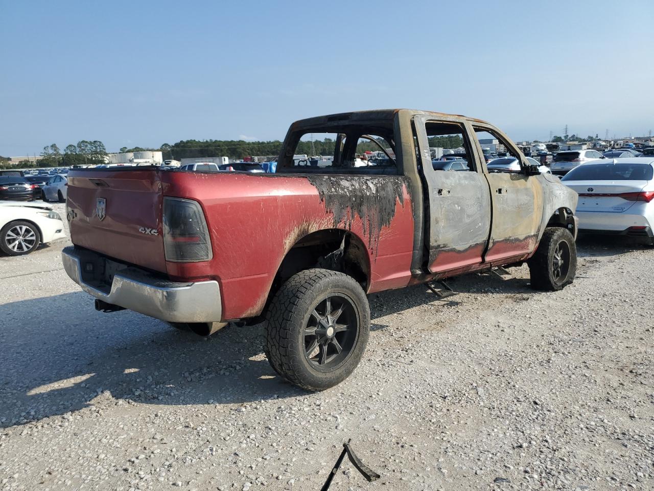 2010 Dodge RAM VIN 3D7UT2CL5AG116629 Copart auction photo, burn damage thumbnail 3