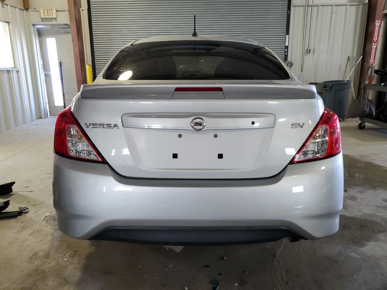 2017 Nissan Versa VIN 3N1CN7AP7HK452148 Copart auction photo, front end / minor dent/scratches damage thumbnail 6