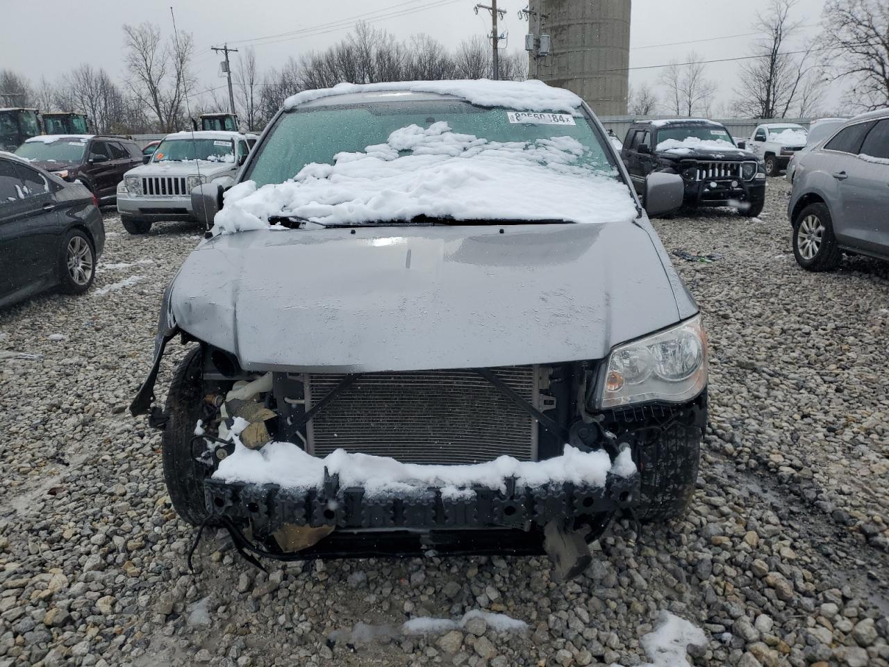 2016 Chrysler Town & Country VIN 2C4RC1BG1GR282180 Copart auction photo, front end / side damage thumbnail 5
