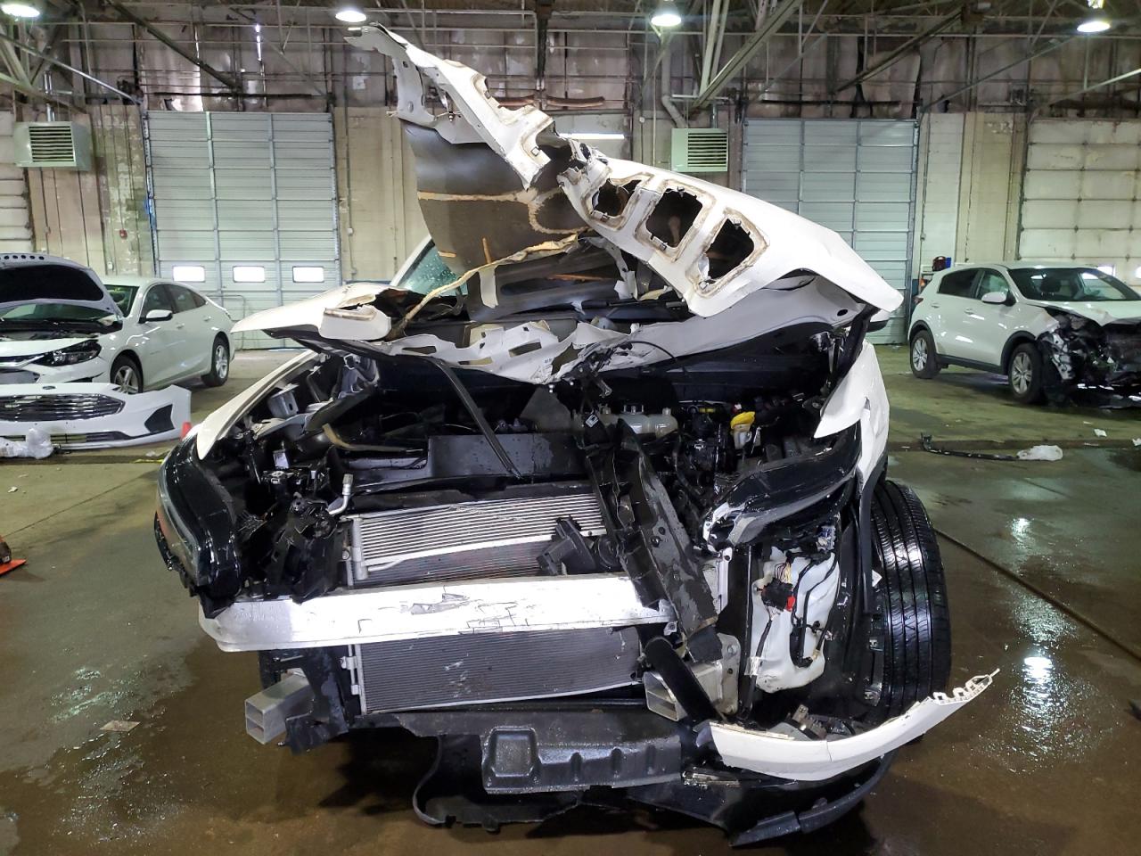 2019 Jeep Grand Cherokee VIN 1C4PJLLB5KD438969 Copart auction photo, front end damage thumbnail 5