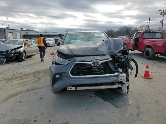 2020 Toyota Highlander VIN 5TDZZRAH8LS003185 Copart auction photo, front end damage thumbnail 11