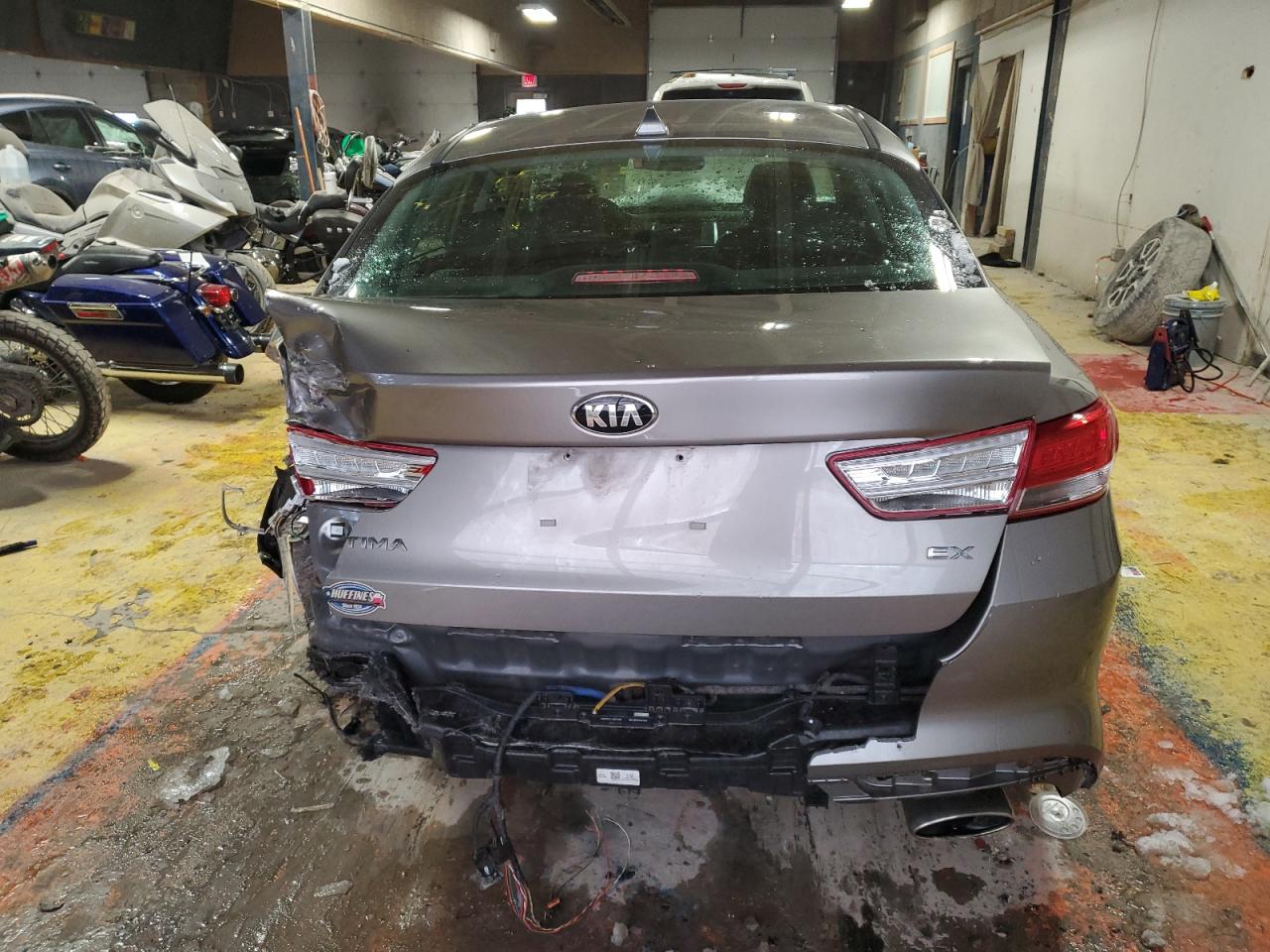 2018 KIA Optima VIN 5XXGU4L33JG273885 Copart auction photo, rear end / undercarriage damage thumbnail 6