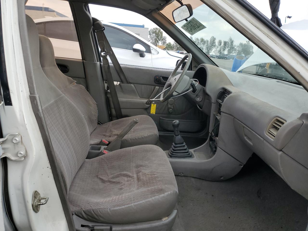 1993 GEO Metro VIN 2C1MR6469P6700123 Copart auction photo, minor dent/scratches damage thumbnail 7