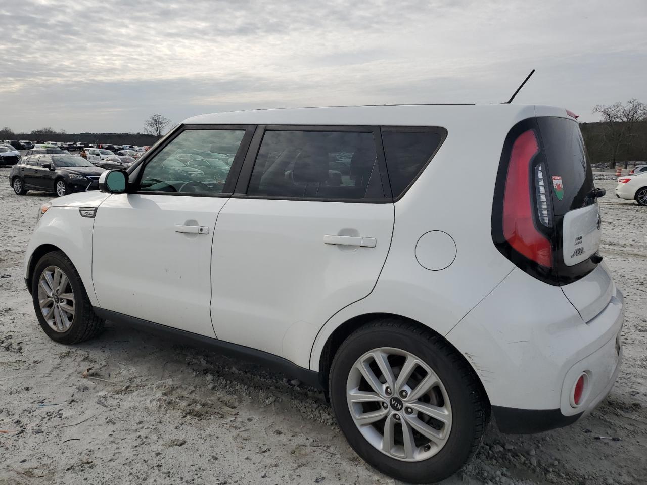 2017 KIA Soul VIN KNDJP3A53H7477665 Copart auction photo, minor dent/scratches damage thumbnail 2