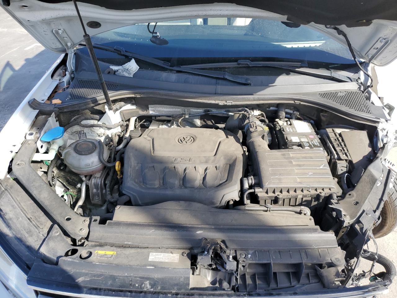 2018 Volkswagen Tiguan VIN 3VV3B7AX4JM091429 Copart auction photo, front end / side damage thumbnail 13