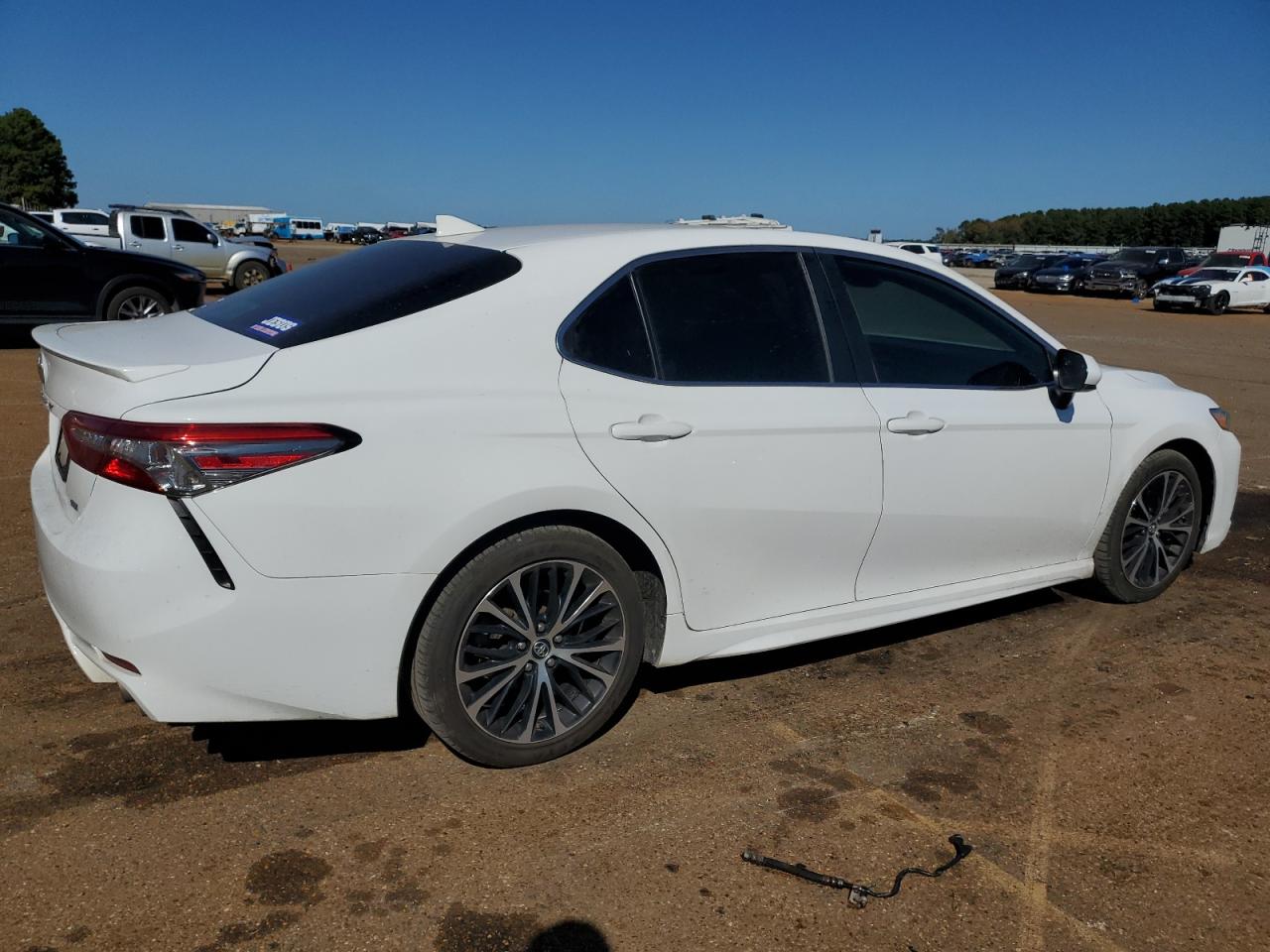 2019 Toyota Camry VIN 4T1B11HK4KU806593 Copart auction photo, front end / rear end damage thumbnail 3