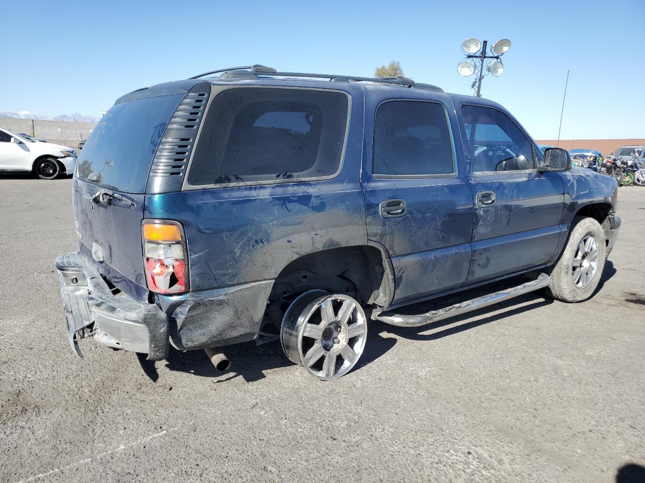 2006 Chevrolet Tahoe VIN 1GNEC13V56R158680 Copart auction photo, undercarriage / rear end damage thumbnail 3