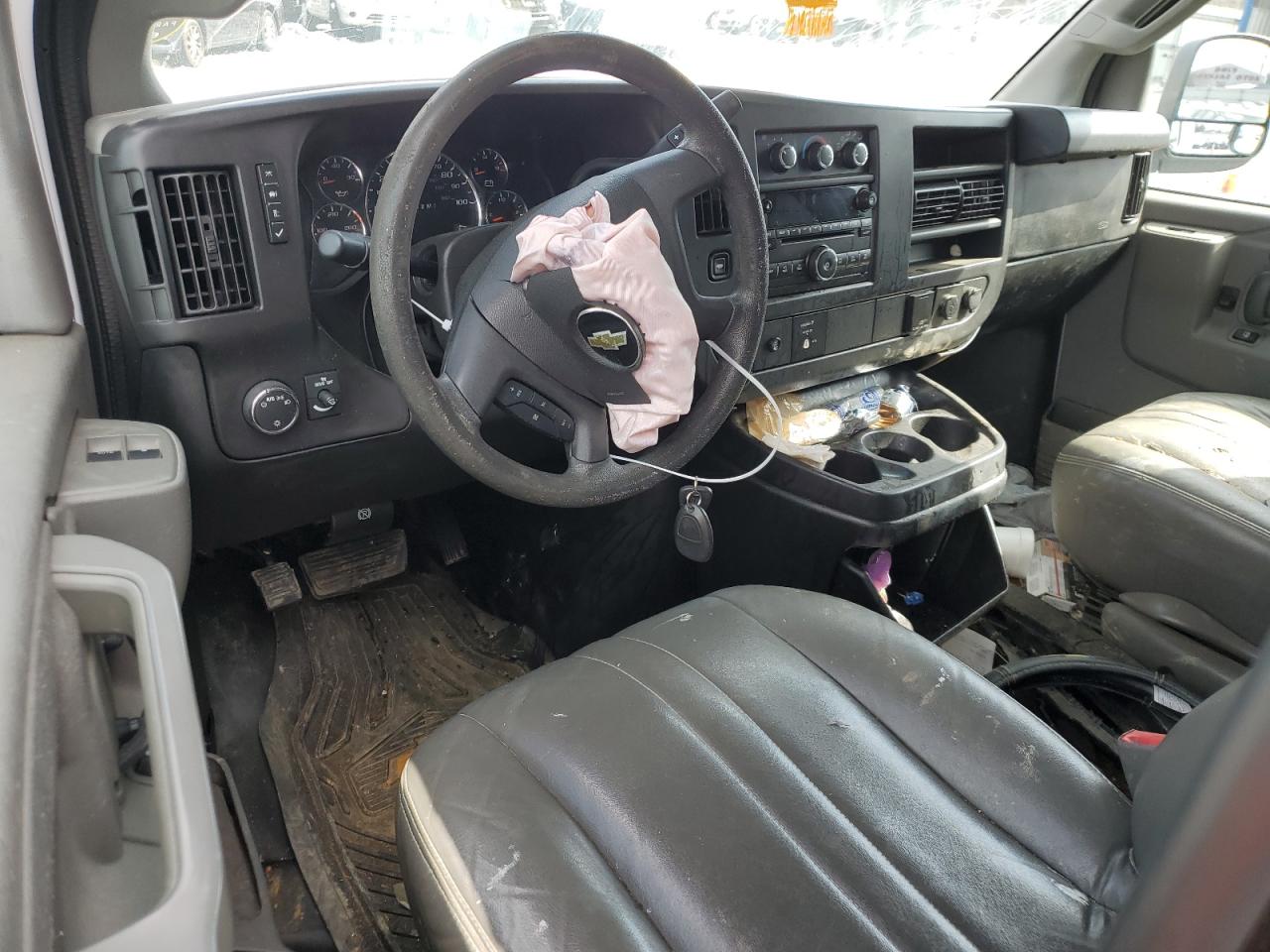 2017 Chevrolet Express VIN 1GCWGAFF3H1127032 Copart auction photo, front end / minor dent/scratches damage thumbnail 8