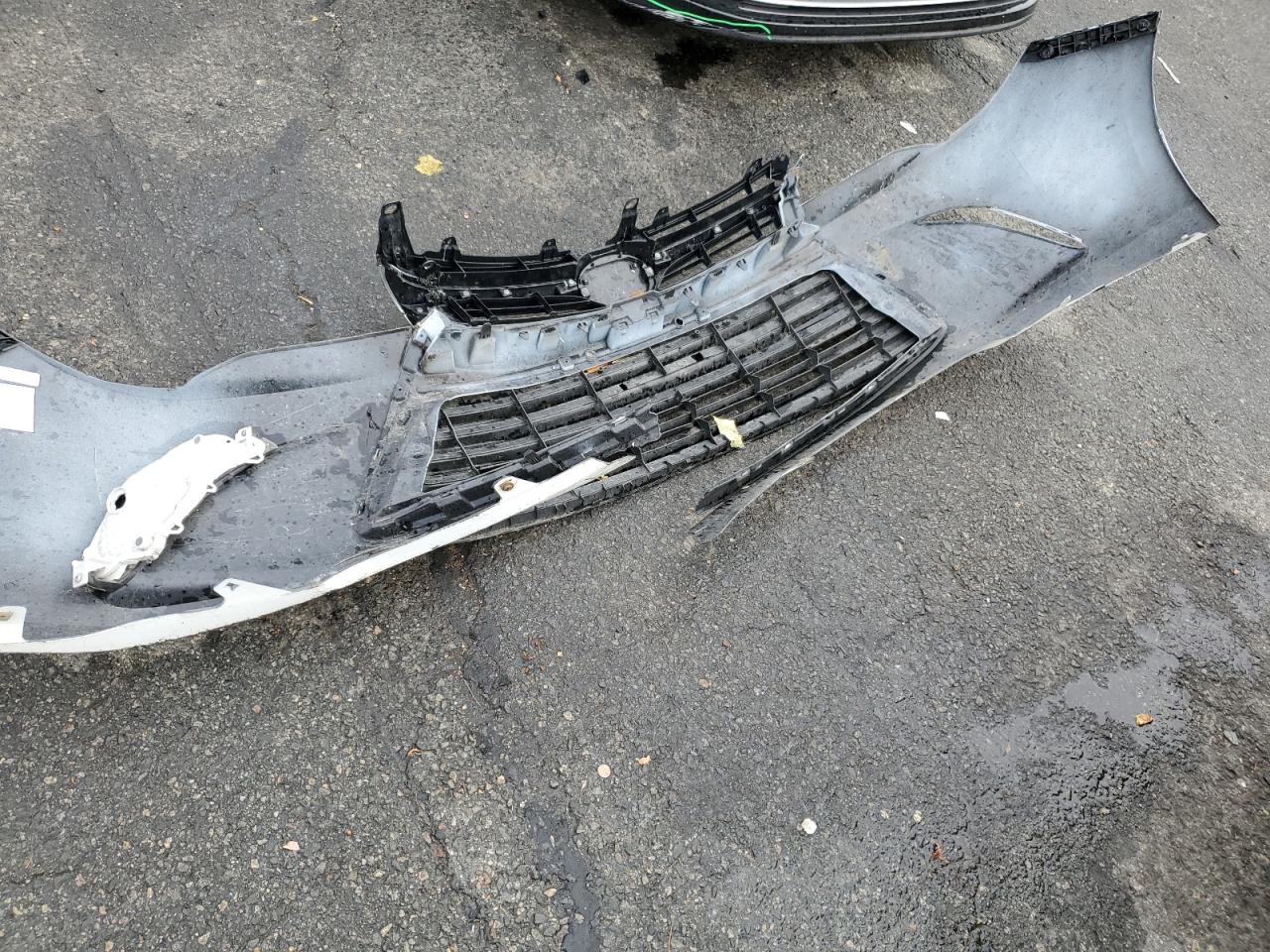 2016 Toyota Camry VIN 4T1BF1FK4GU152867 Copart auction photo, front end / minor dent/scratches damage thumbnail 12