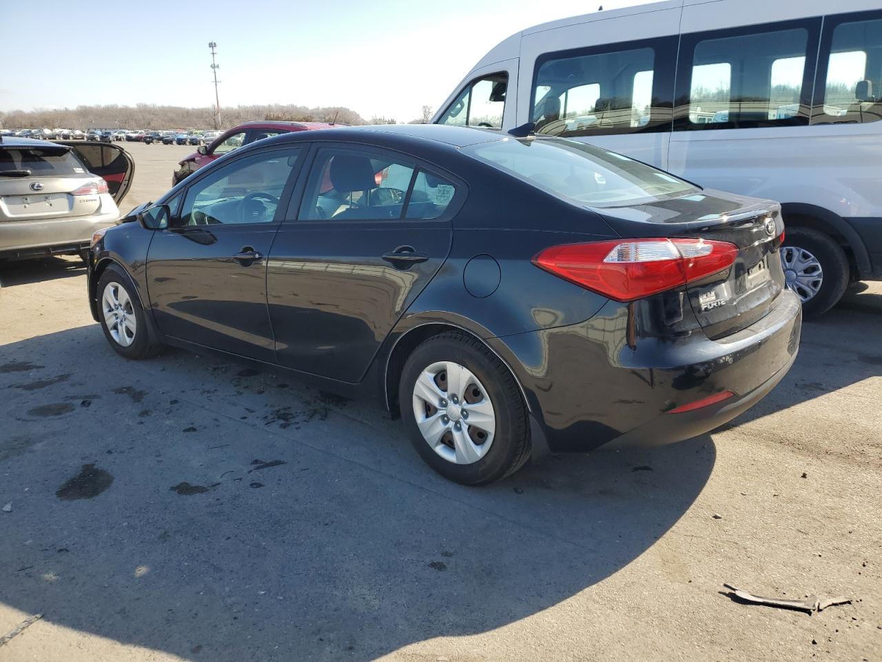 2016 KIA Forte VIN KNAFK4A68G5567663 Copart auction photo, front end damage thumbnail 2