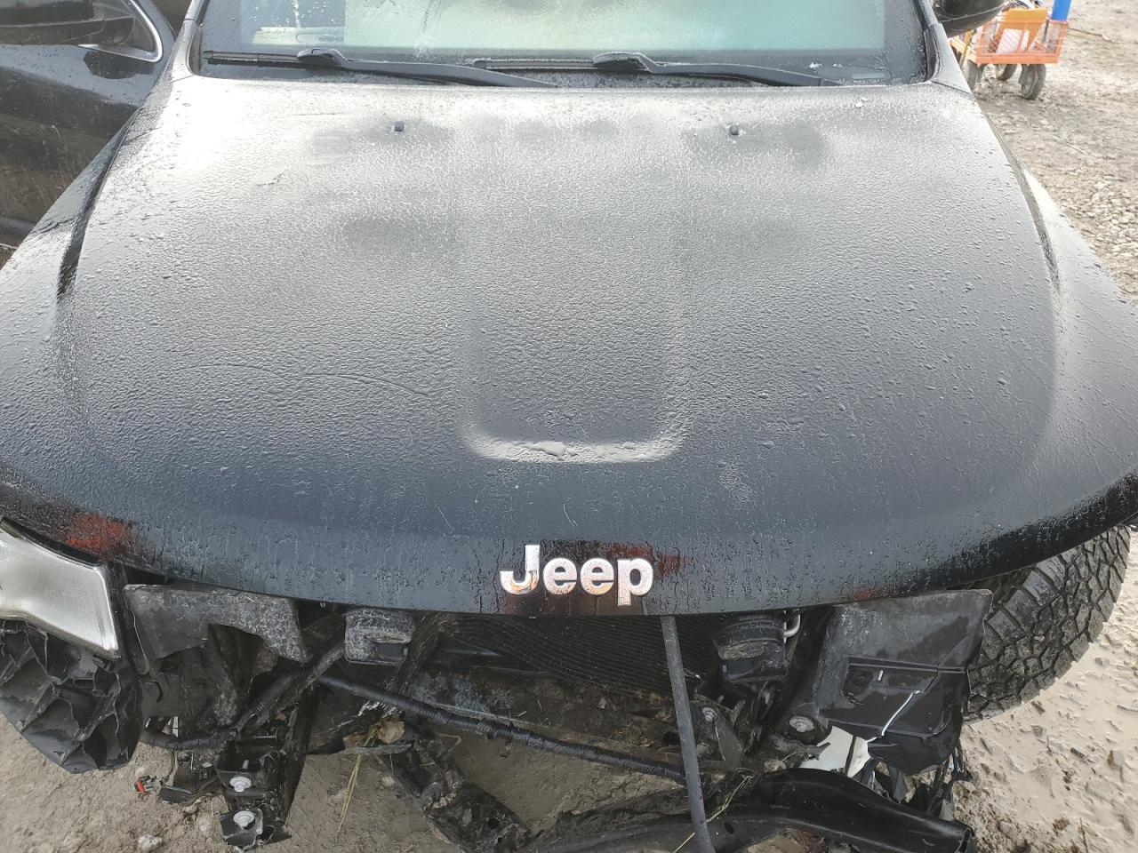 2018 Jeep Grand Cherokee VIN 1C4RJFAG0JC104328 Copart auction photo, all over / undercarriage damage thumbnail 13