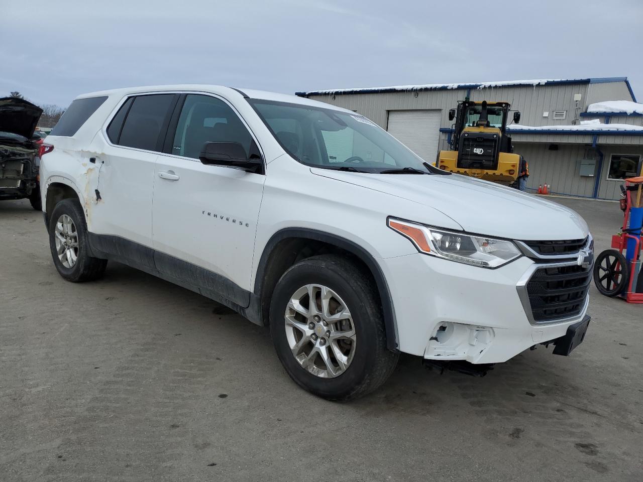 2020 Chevrolet Traverse VIN 1GNEVLKW3LJ178338 Copart auction photo, side / front end damage thumbnail 4