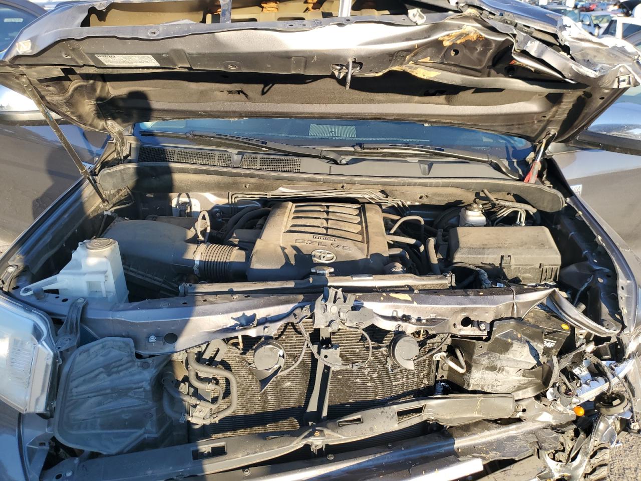 2017 Toyota Tundra VIN 5TFAY5F11HX633801 Copart auction photo, front end damage thumbnail 11
