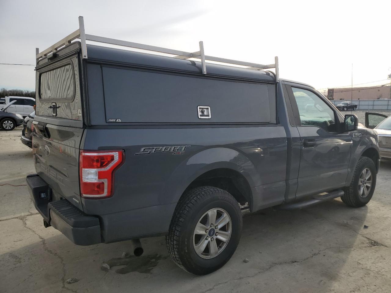 2018 Ford F-150 VIN 1FTMF1EP2JFE34625 Copart auction photo, front end / side damage thumbnail 3