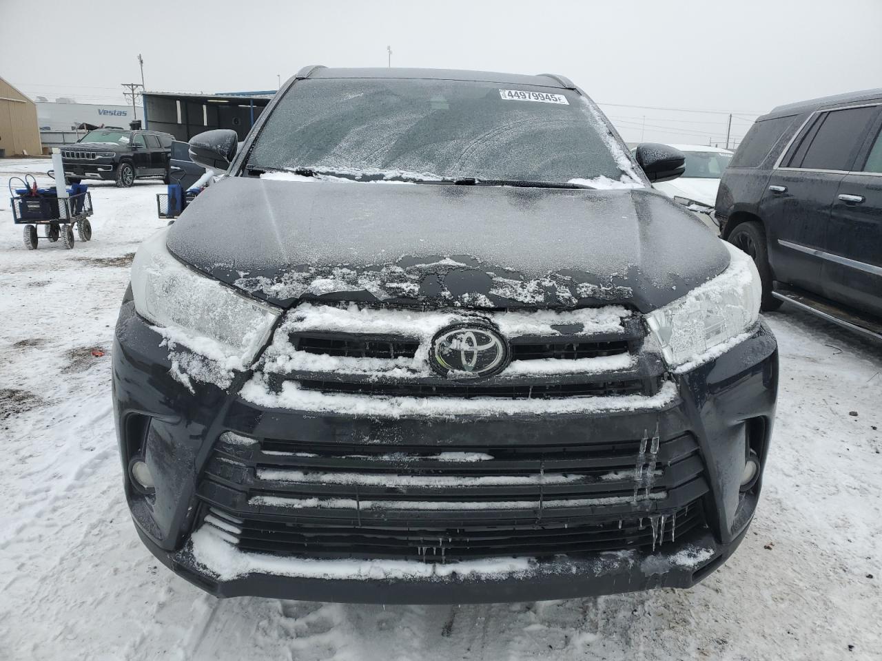 2019 Toyota Highlander VIN 5TDKZRFH9KS560034 Copart auction photo, side damage thumbnail 5