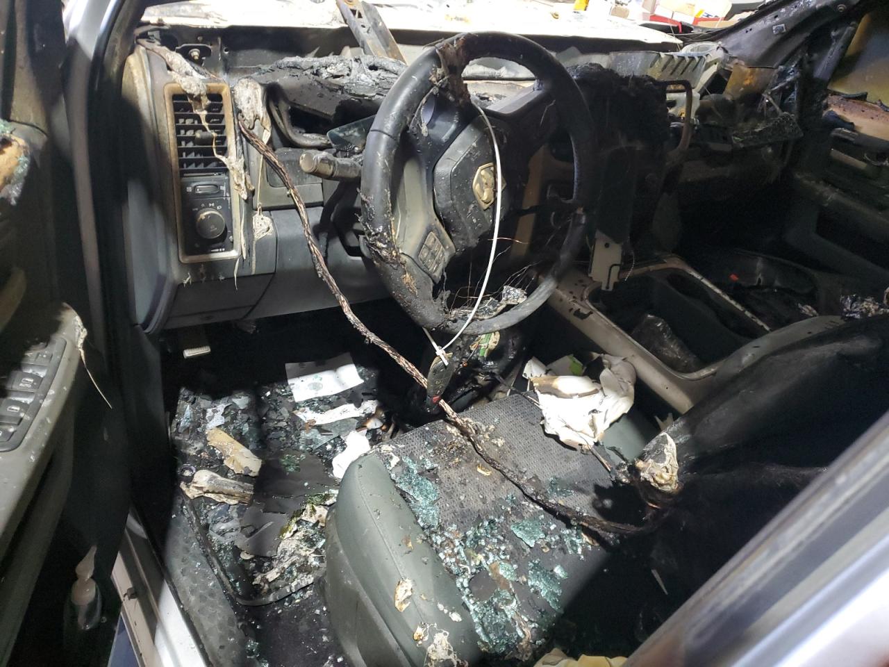 2018 RAM 1500 VIN 1C6RR7GT7JS233781 Copart auction photo, burn - engine / burn - interior damage thumbnail 8