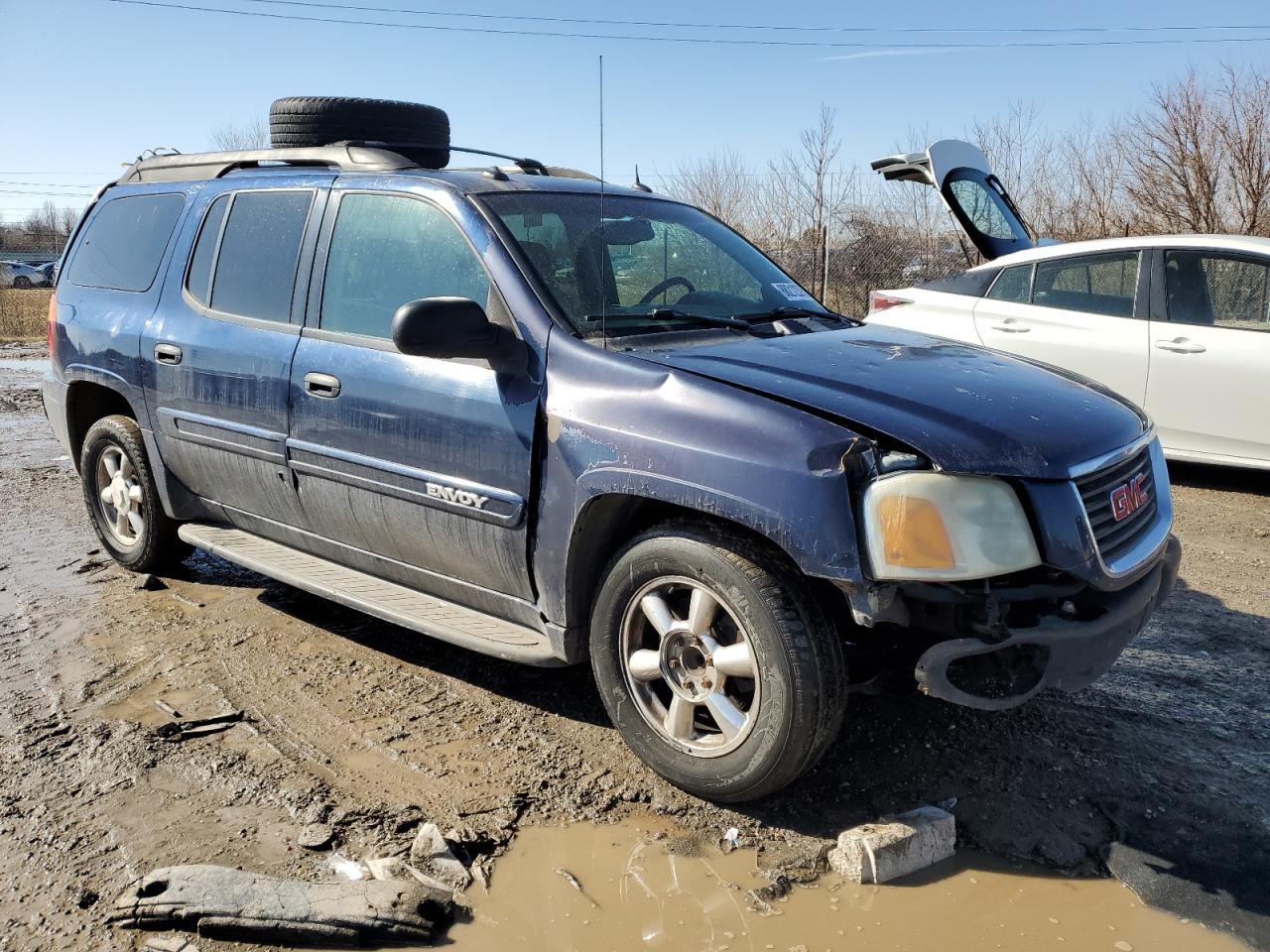 2004 GMC Envoy VIN 1GKES16S246111526 Copart auction photo, all over / mechanical damage thumbnail 4