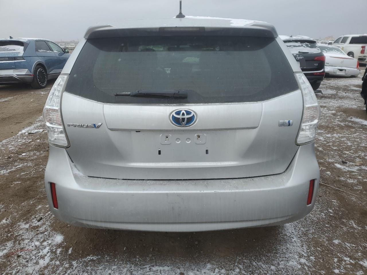 2013 Toyota Prius VIN JTDZN3EU3D3215446 Copart auction photo, front end damage thumbnail 6