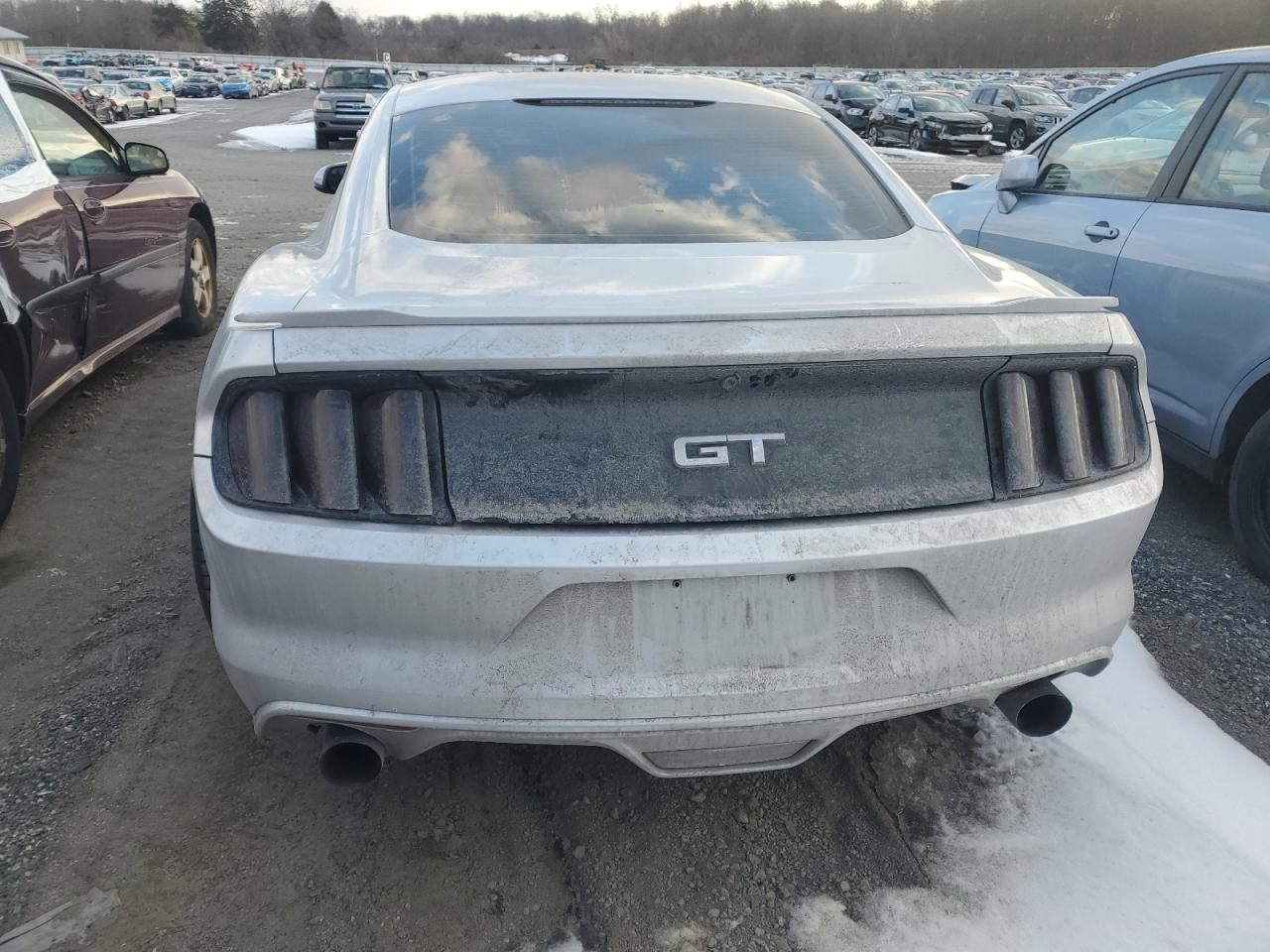 2017 Ford Mustang VIN 1FA6P8CFXH5332701 Copart auction photo, front end damage thumbnail 6