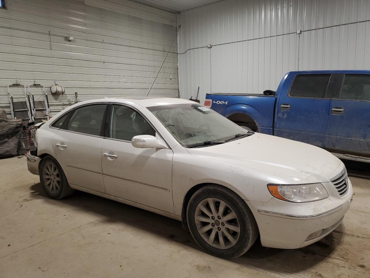 2009 Hyundai Azera VIN KMHFC46F09A372929 Copart auction photo, rear end damage thumbnail 4