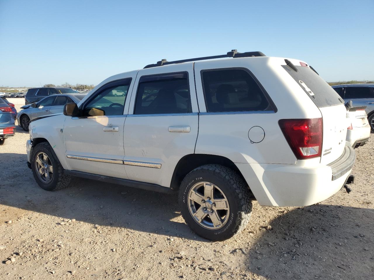 2006 Jeep Grand Cherokee VIN 1J8HR582X6C181622 Copart auction photo, front end damage thumbnail 2