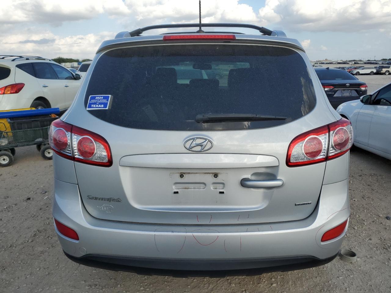 2012 Hyundai Santa Fe VIN 5XYZHDAG6CG149398 Copart auction photo, front end / minor dent/scratches damage thumbnail 6