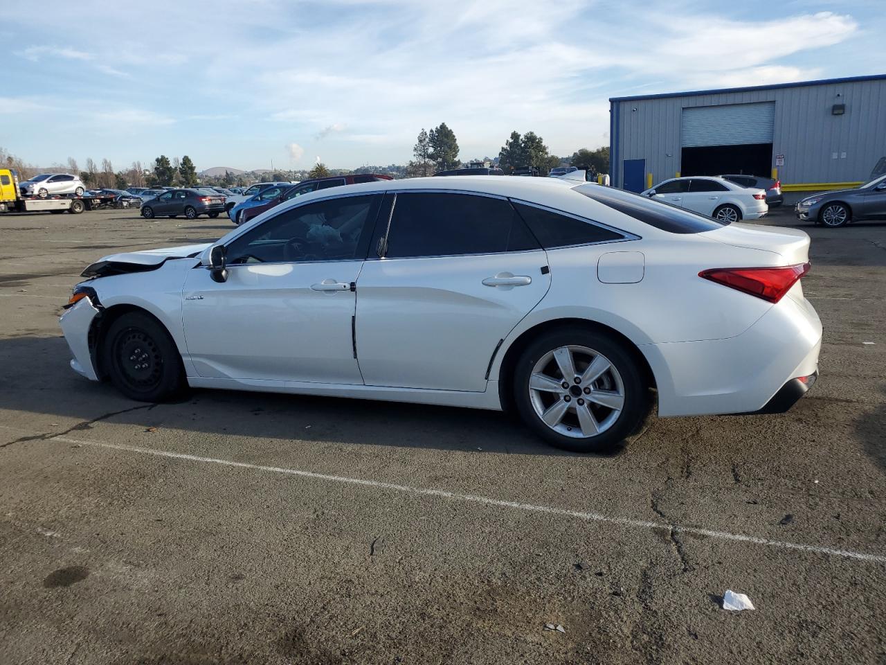 2020 Toyota Avalon VIN 4T1D21FBXLU019044 Copart auction photo, front end damage thumbnail 2