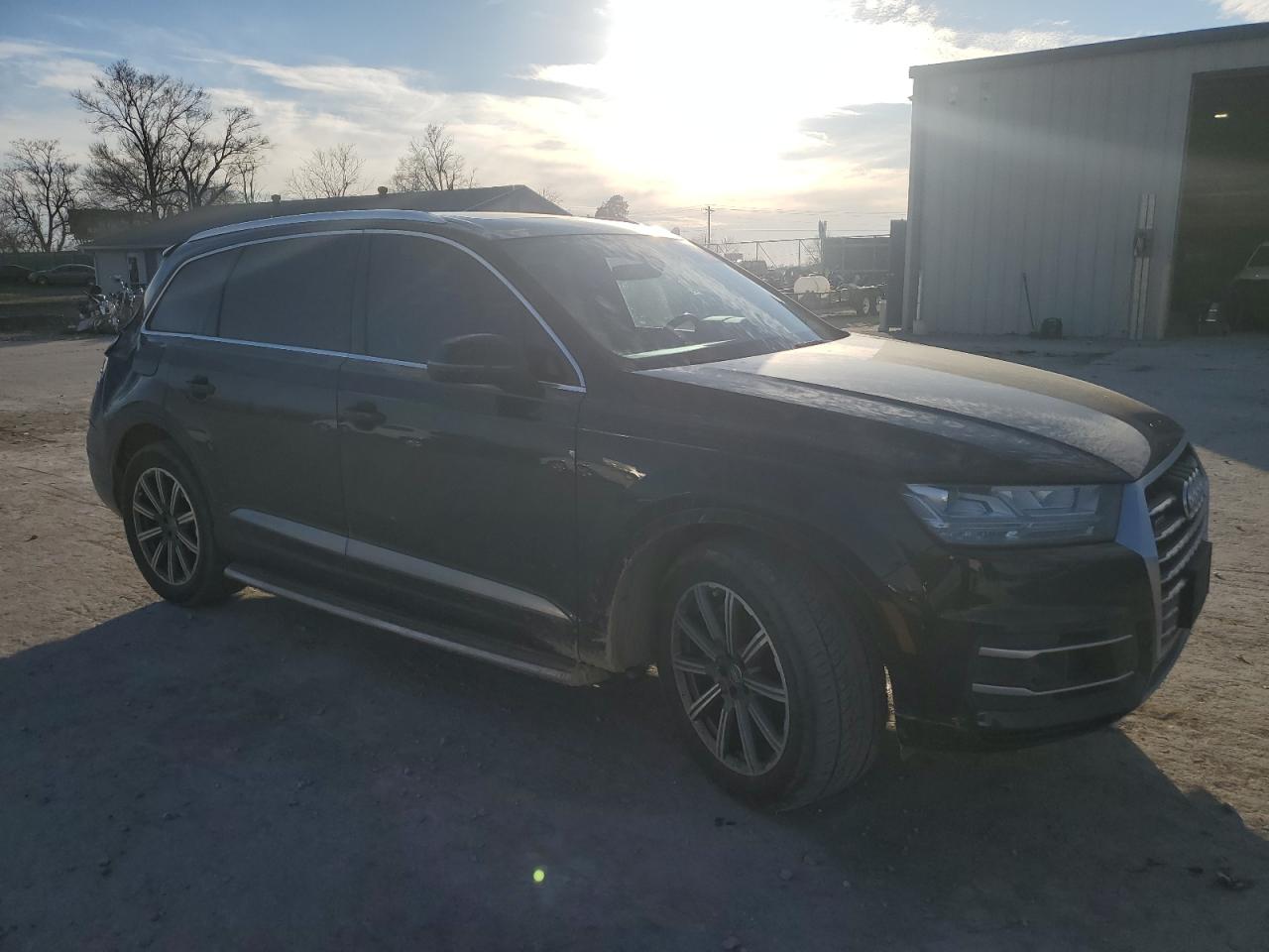 2017 Audi Q7 VIN WA1VAAF7XHD035981 Copart auction photo, rear end damage thumbnail 4