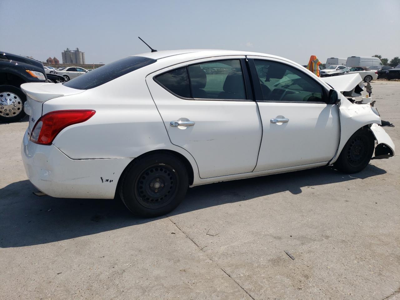 2014 Nissan Versa VIN 3N1CN7AP8EL840866 Copart auction photo, all over / front end damage thumbnail 3