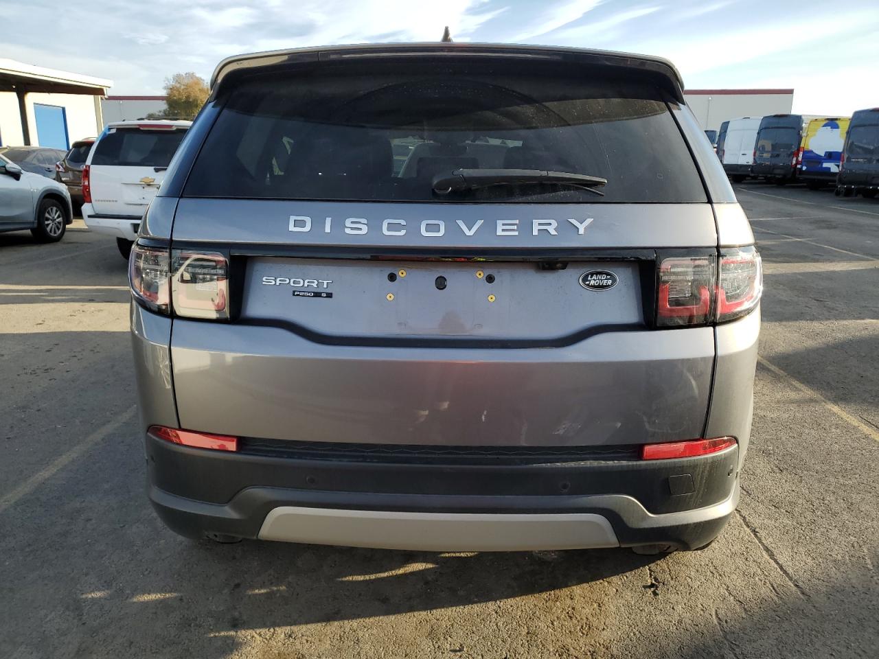 2020 Land Rover Discovery VIN SALCJ2FX6LH875799 Copart auction photo, front end / side damage thumbnail 6
