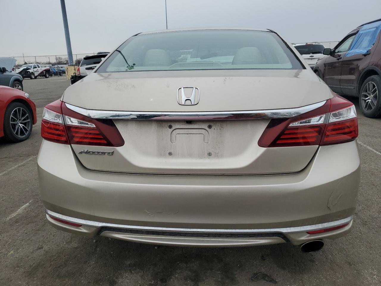 2016 Honda Accord VIN 1HGCR2F3XGA009939 Copart auction photo, front end / rear end damage thumbnail 6