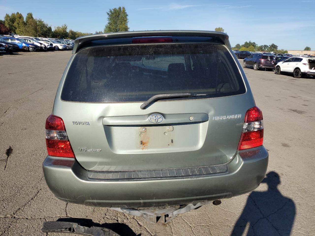 2006 Toyota Highlander VIN JTEEP21A660153748 Copart auction photo, all over damage thumbnail 6