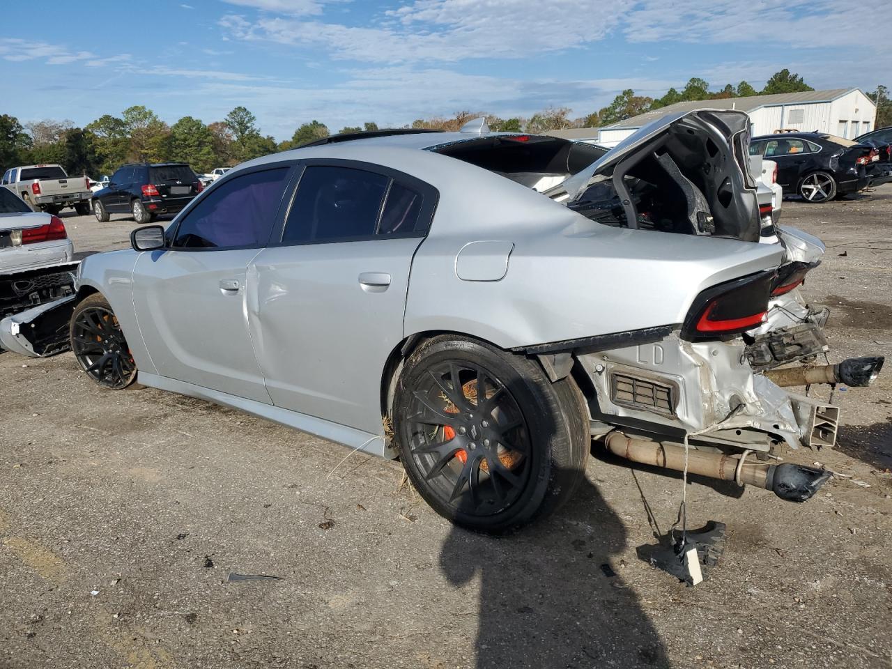 2019 Dodge Charger VIN 2C3CDXGJXKH650918 Copart auction photo, rear end / side damage thumbnail 2