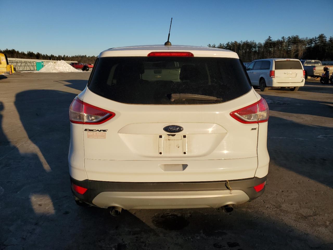 2016 Ford Escape VIN 1FMCU9GX6GUA25217 Copart auction photo, front end / side damage thumbnail 6