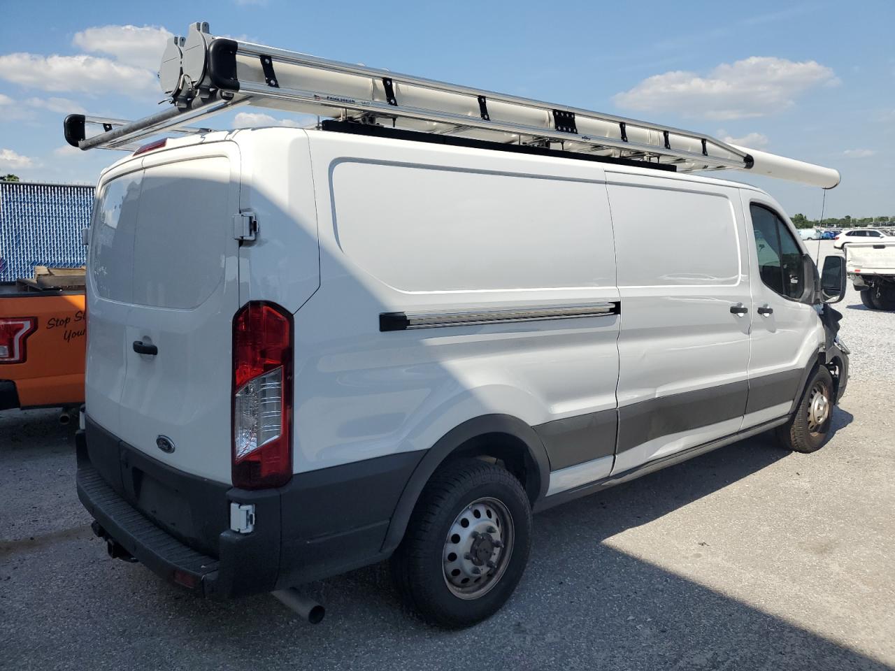 2023 Ford Transit VIN 1FTBW1YG2PKA56132 Copart auction photo, front end damage thumbnail 3
