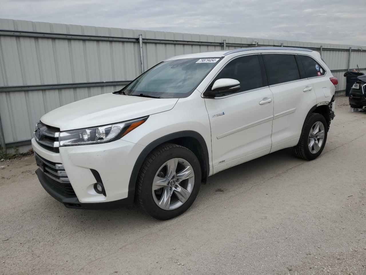 2019 Toyota Highlander VIN 5TDDGRFH0KS067521