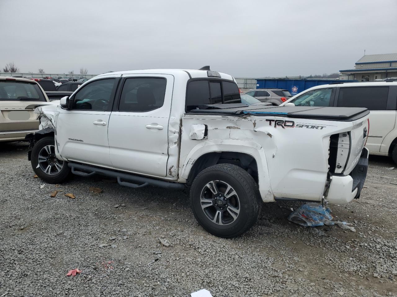 2016 Toyota Tacoma VIN 5TFAZ5CN4GX009591 Copart auction photo, all over damage thumbnail 2