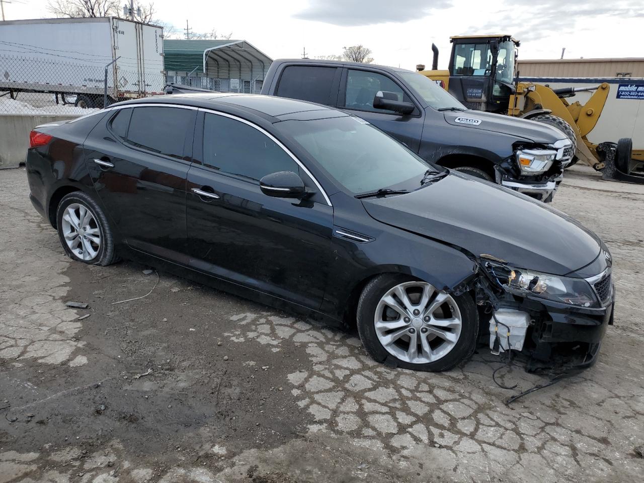 2013 KIA Optima VIN 5XXGN4A75DG155733 Copart auction photo, front end / side damage thumbnail 4
