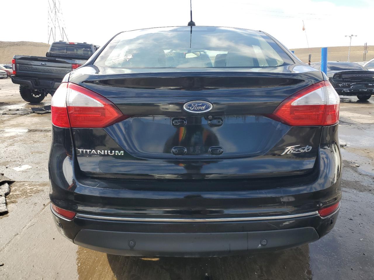 2017 Ford Fiesta VIN 3FADP4CJ9HM139325 Copart auction photo, front end / side damage thumbnail 6