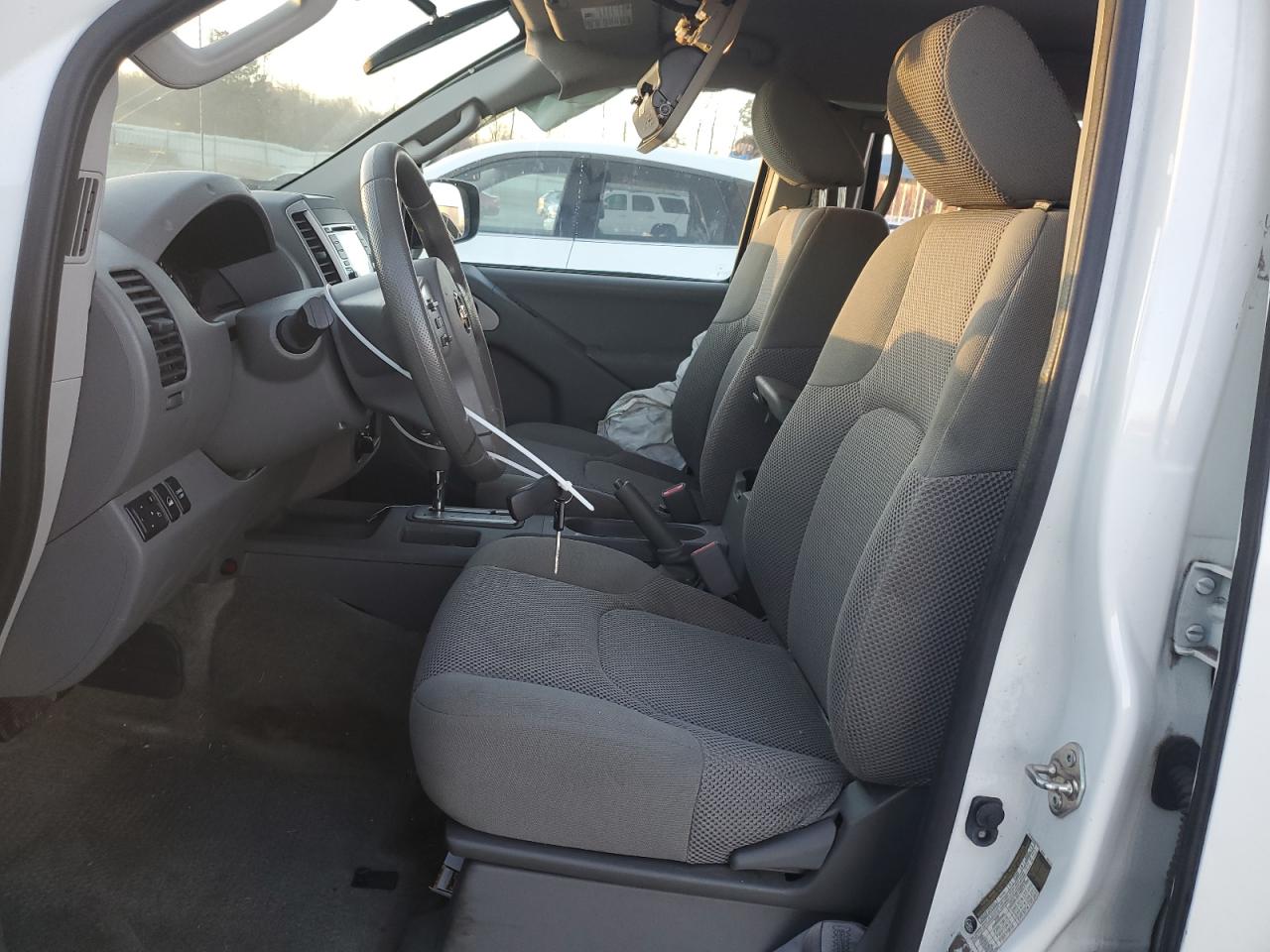 2016 Nissan Navara (Frontier) VIN 1N6AD0EV0GN781089 Copart auction photo, side / minor dent/scratches damage thumbnail 7