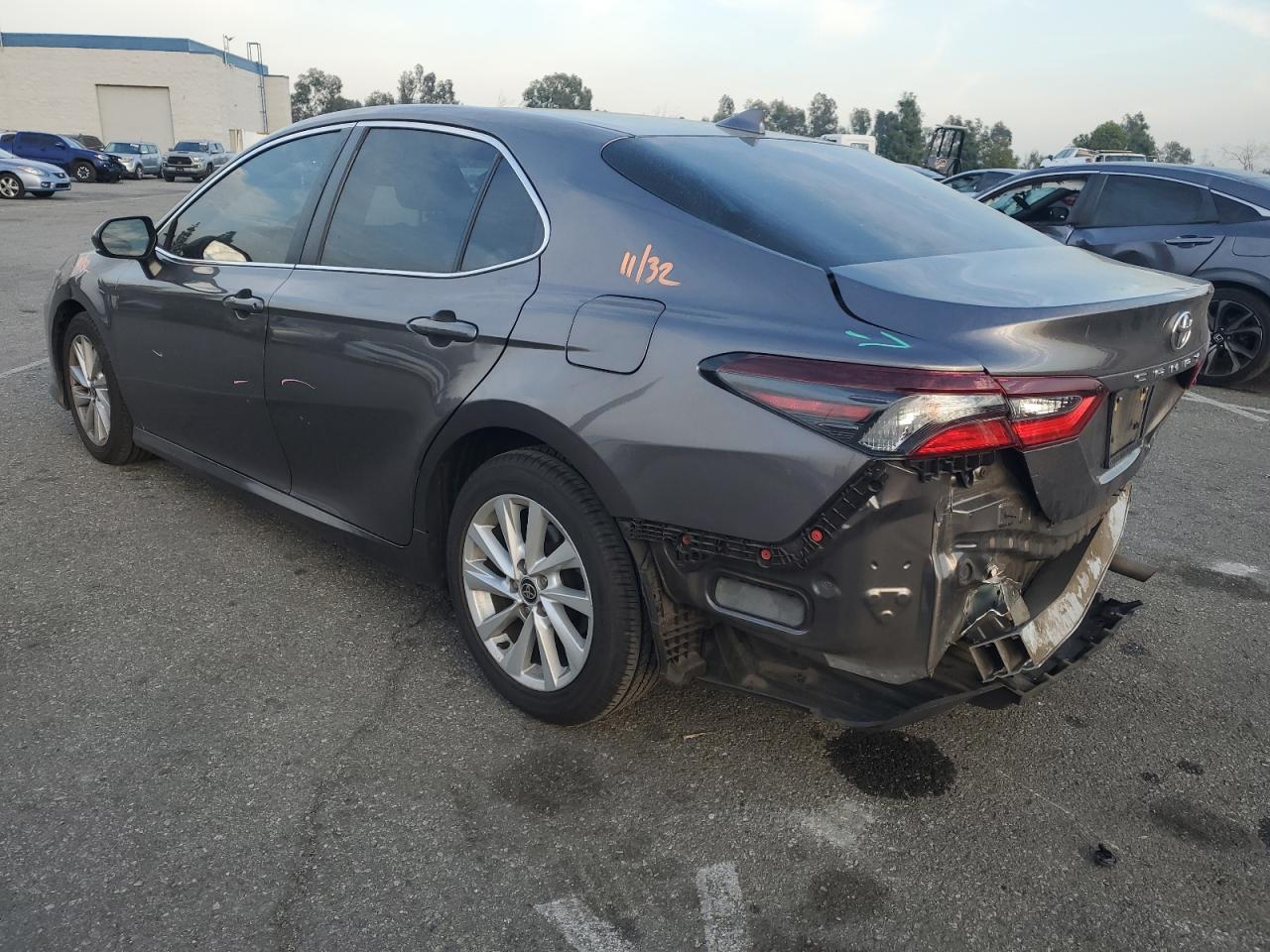 2021 Toyota Camry VIN 4T1C11AK3MU475328 Copart auction photo, rear end damage thumbnail 2