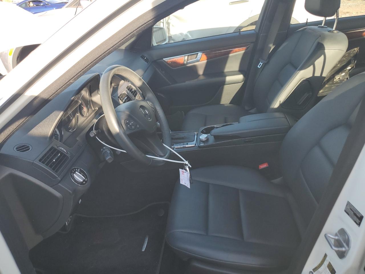 2010 Mercedes-Benz C-klasse VIN WDDGF8BB3AF475608 Copart auction photo, frame damage / front end damage thumbnail 7