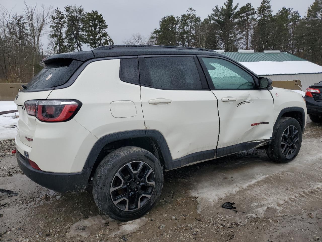 2019 Jeep Compass VIN 3C4NJDDB0KT671292 Copart auction photo, side damage thumbnail 3