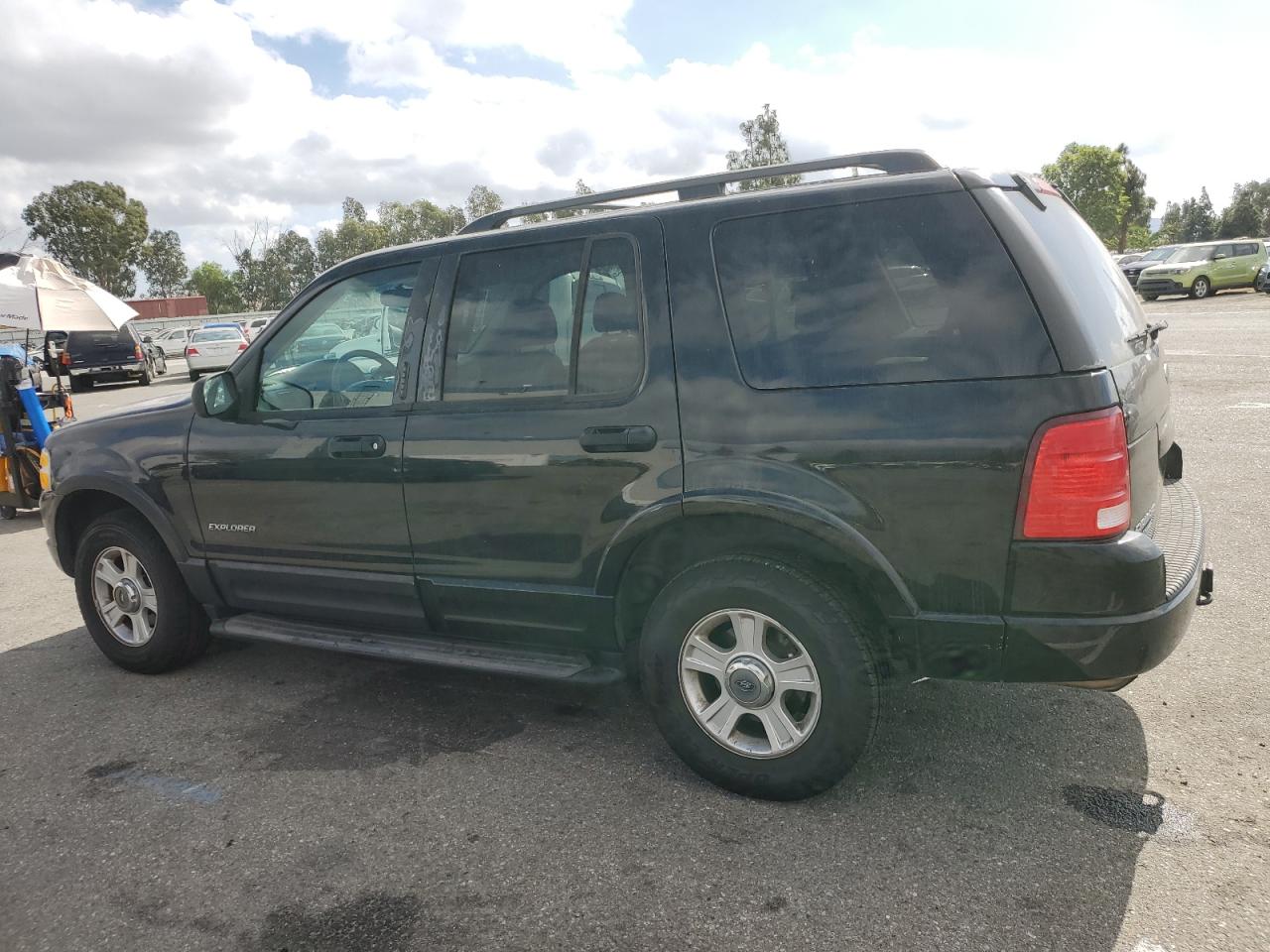 2002 Ford Explorer VIN 1FMZU65K12ZD02092 Copart auction photo, side damage thumbnail 2