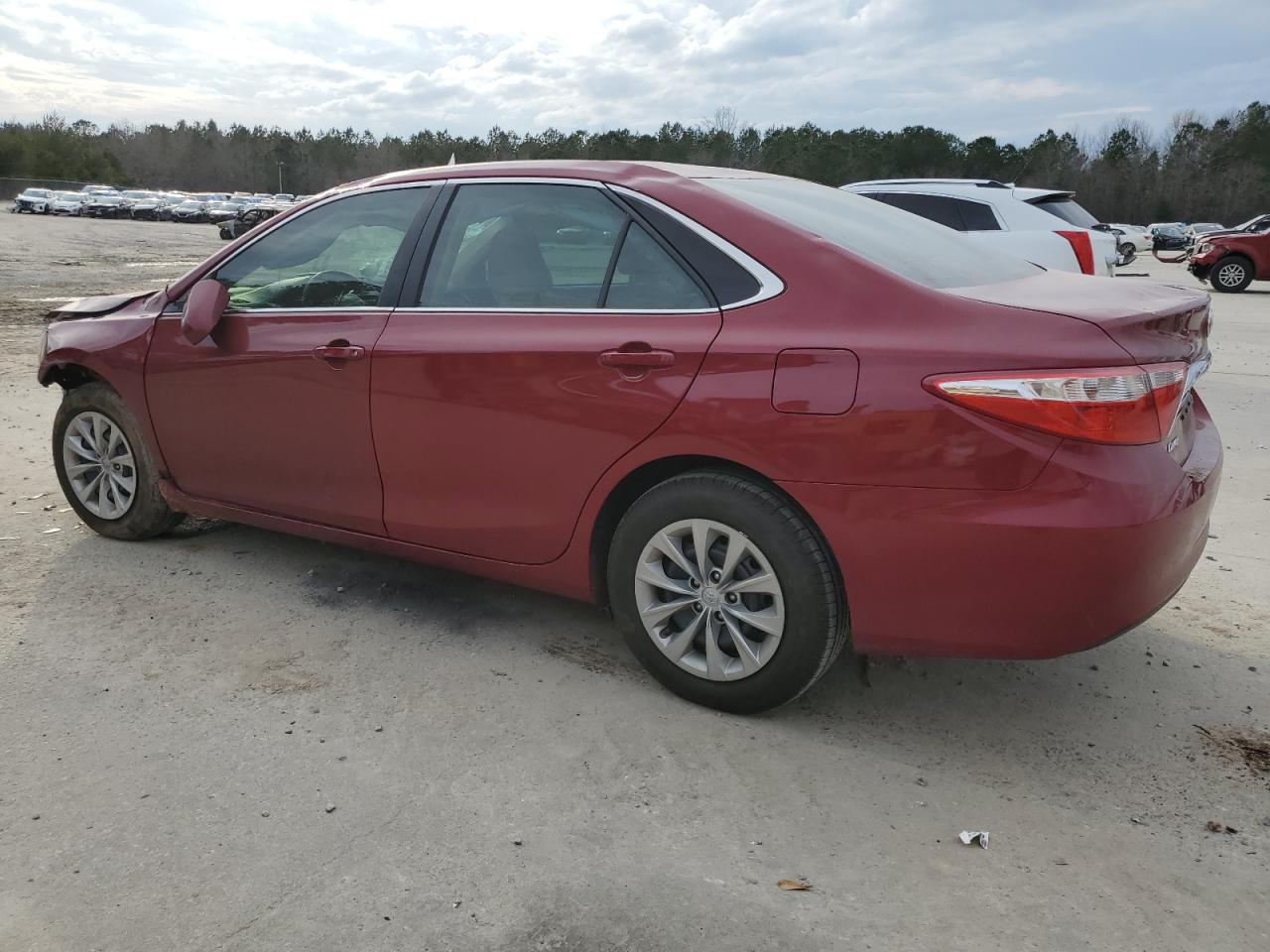 2015 Toyota Camry VIN 4T1BF1FKXFU941409 Copart auction photo, front end / top/roof damage thumbnail 2