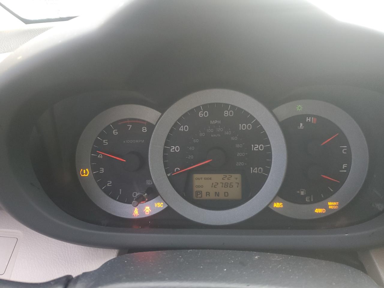 2008 Toyota RAV 4 VIN JTMBD33V186070640 Copart auction photo, front end / undercarriage damage thumbnail 9